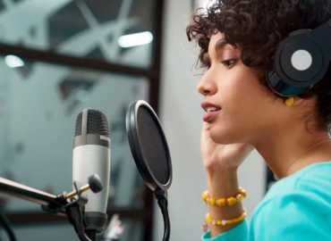 Locución profesional Ambato